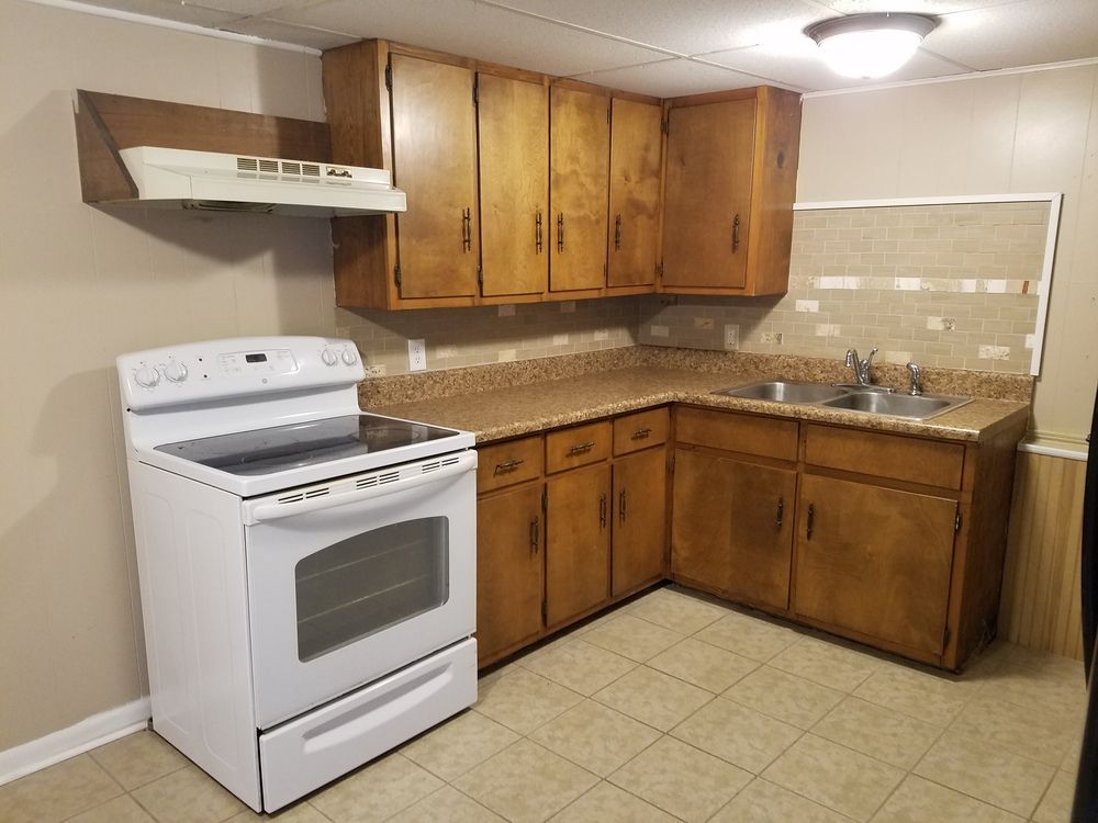 Etowah Multifamily Portfolio of 28 Units : 593 Scott Ave, Etowah, TN 37331